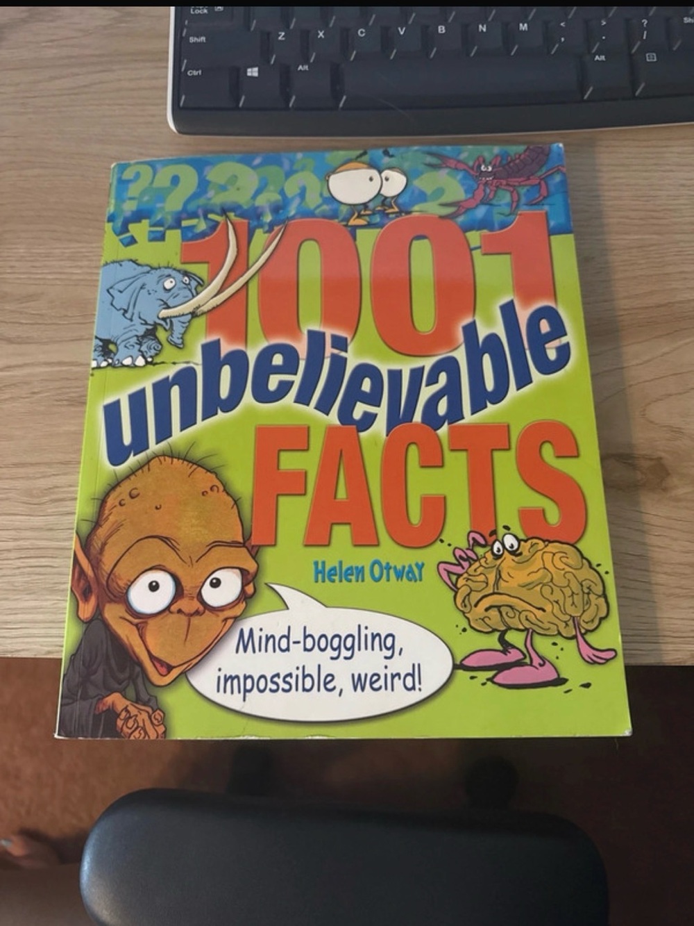 Kids book 1001 Unbelievable Facts
